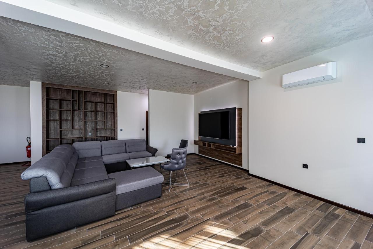 Villa Euphoria Ridovo Ngoại thất bức ảnh